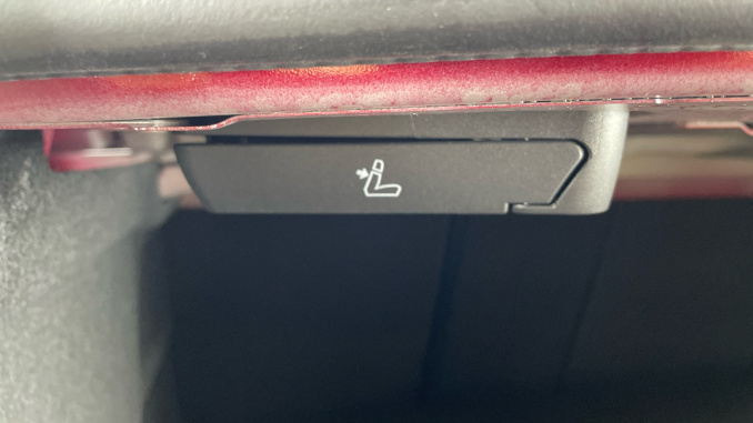 BMW 2 Series 220 M Sport 4dr Step Auto Petrol Saloon - Image 40